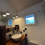 Spacieuse Avec Veranda Et Jardin A - Fr-1-413-209 Villa