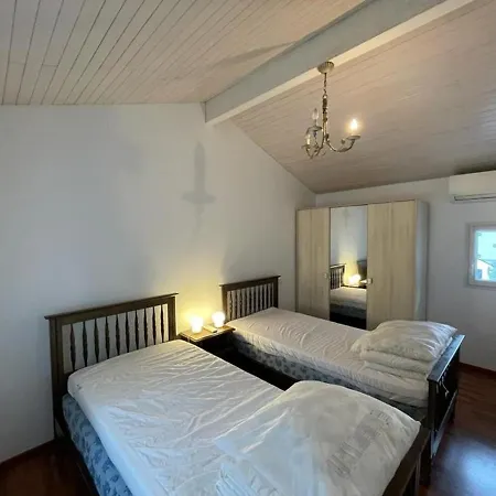 Spacieuse Avec Veranda Et Jardin A - Fr-1-413-209 Villa Capbreton